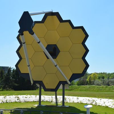 Le Télescope Spatial James Webb se déploie à la Cité de l'Espace