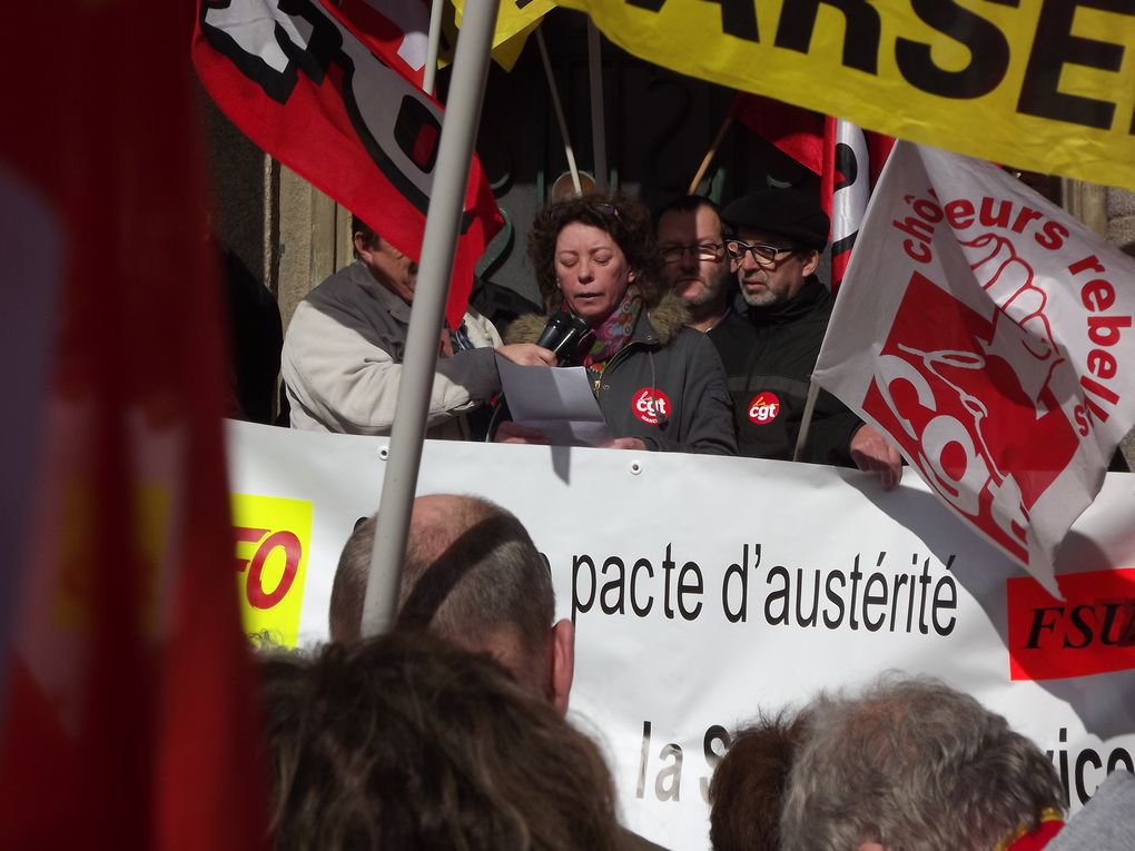 Manifestation unitaire pour l'emploi, les salaires, les retraites en refusant l'austérité et le pacte dit de compétitivité