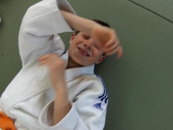 <strong>STAGE SERIGNAN 2007</strong> : JUDO - PISCINE - OLYMPIADES - RANDONNEE