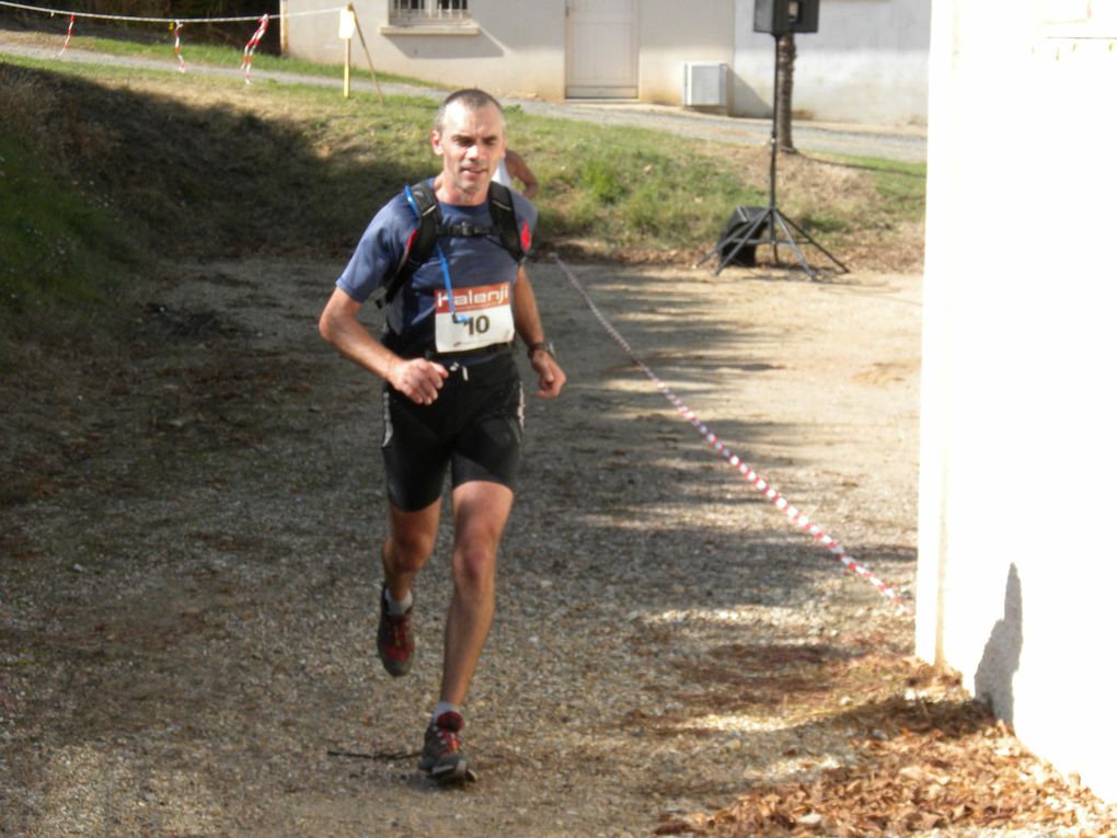 Petite boucle d'un circuit "trail" de 2,5 km à faire le plus de fois possible en 6 heures !!!