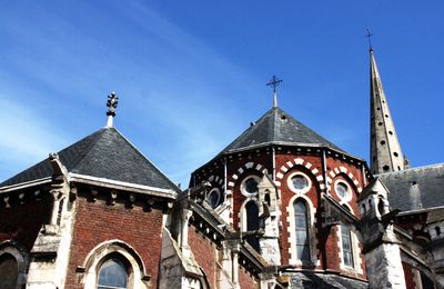 CALAIS: L'église de la place Crèvecoeur 