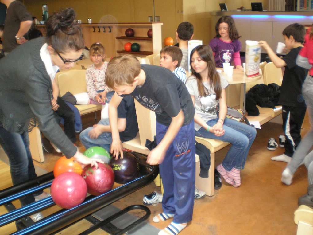 Retour sur la journée avec les jeunes de Courtisols, la sortie bowling, le stage de musique et le concert avec l'EMIM