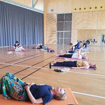 Retour en image - l'atelier Yoga avec sangle 12 mai 2024