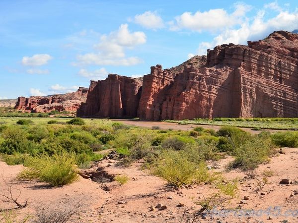 Quebrada de las Conchas - LosCastillos, Argentine en camping-car