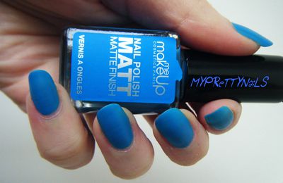 blue mat "Me make up"
