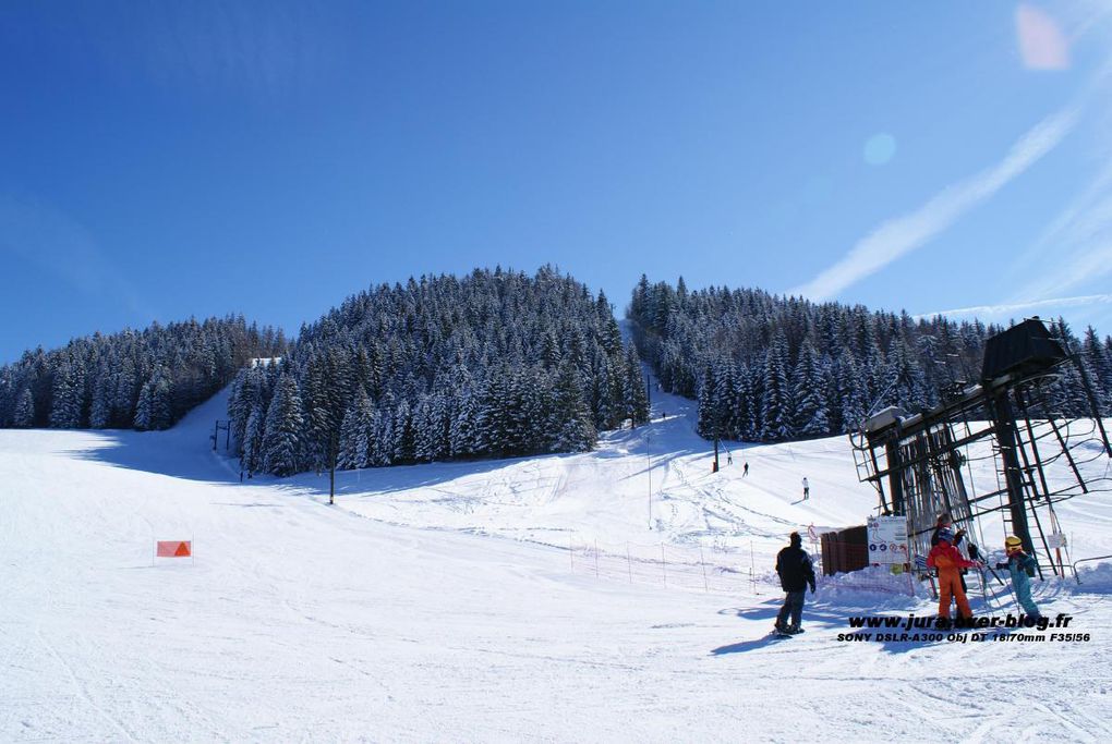 Les photos ce cet hiver 2009, prisent avec un SONY DSLR-A300 Objectif DT 18-70mm F35-56. ballade à travers le Haut Jura avec l'or blanc tant attendu ! Cette année 2009 reste exeptionelle !