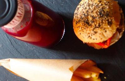 HAMBURGER FRITES & KETCHUP (VEGAN)