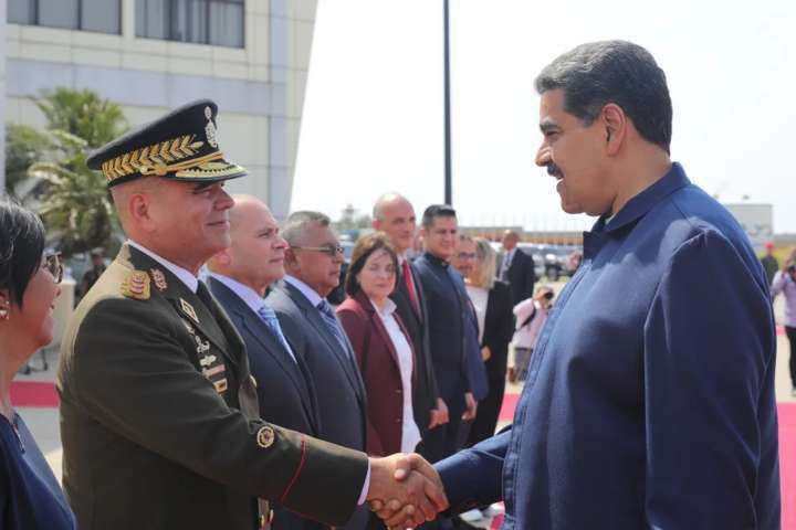 Maduro al regresar a Venezuela: Se han abierto las puertas para una etapa esplendorosa en las relaciones con China