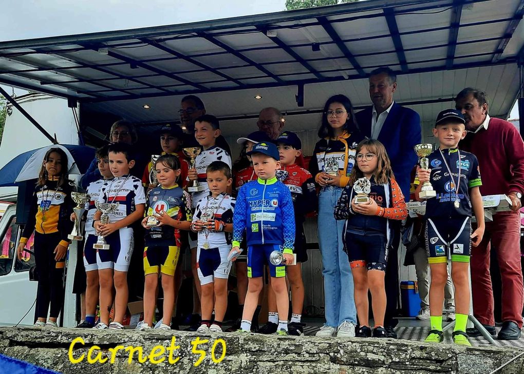 Nathan Richard sur le podium du championnat de la Manche open1