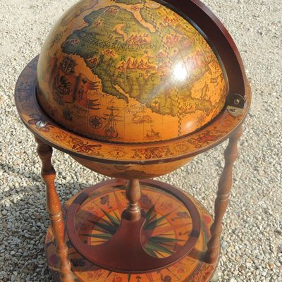 bar mappemonde