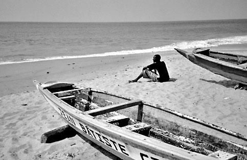 <p>Janvier 2006, s&eacute;jour au S&eacute;n&eacute;gal. Une petite s&eacute;lection marine, en passant du lac rose &agrave; la langue de Barbarie via l'&icirc;le de Groix.</p>
<p>Vous pouvez me laisser vos impressions et critiques <a href="http://www.barbarette.com/article-3888394.html" target="http://www.barbarette.com/article-3888394.html">ICI</a></p>