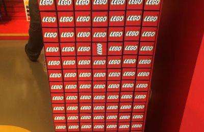 Someone At The LEGO Store Is Evil