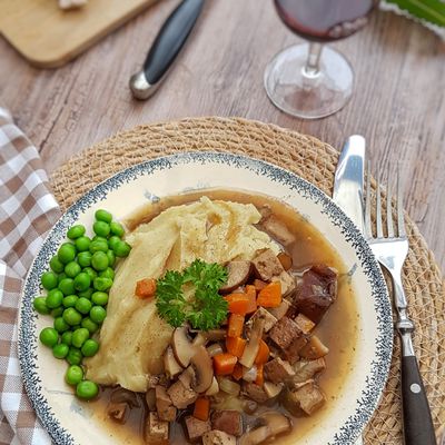 Ragoût de champignons bruns au tofu fumé