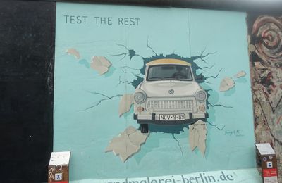 East Side Gallery. Quand l'Art parle au Mur de Berlin (5) : "Test the Best" de Birgit Kinder