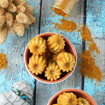 Mini cannelés indien à la cacahuète