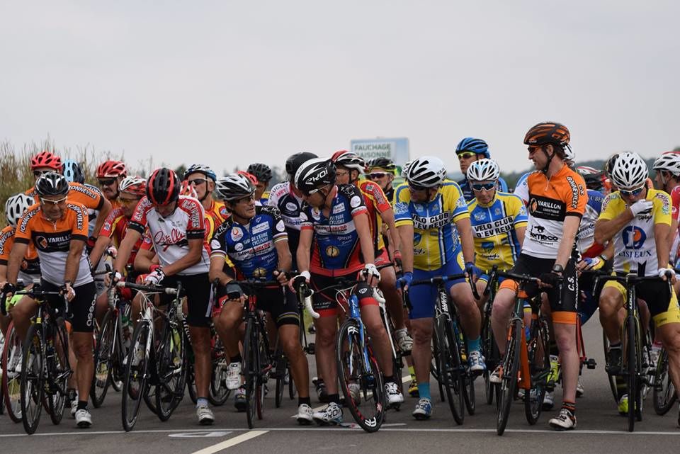 Les résultats et les photos des courses de St Lubin des Joncherets (28)