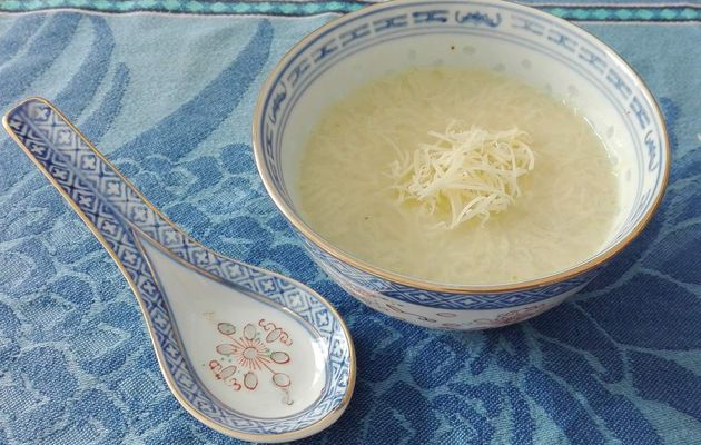 Soupe aux Feuilles de Choux Fleurs