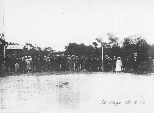 des photos jaunies, de la création de Stella à 1950 environ...