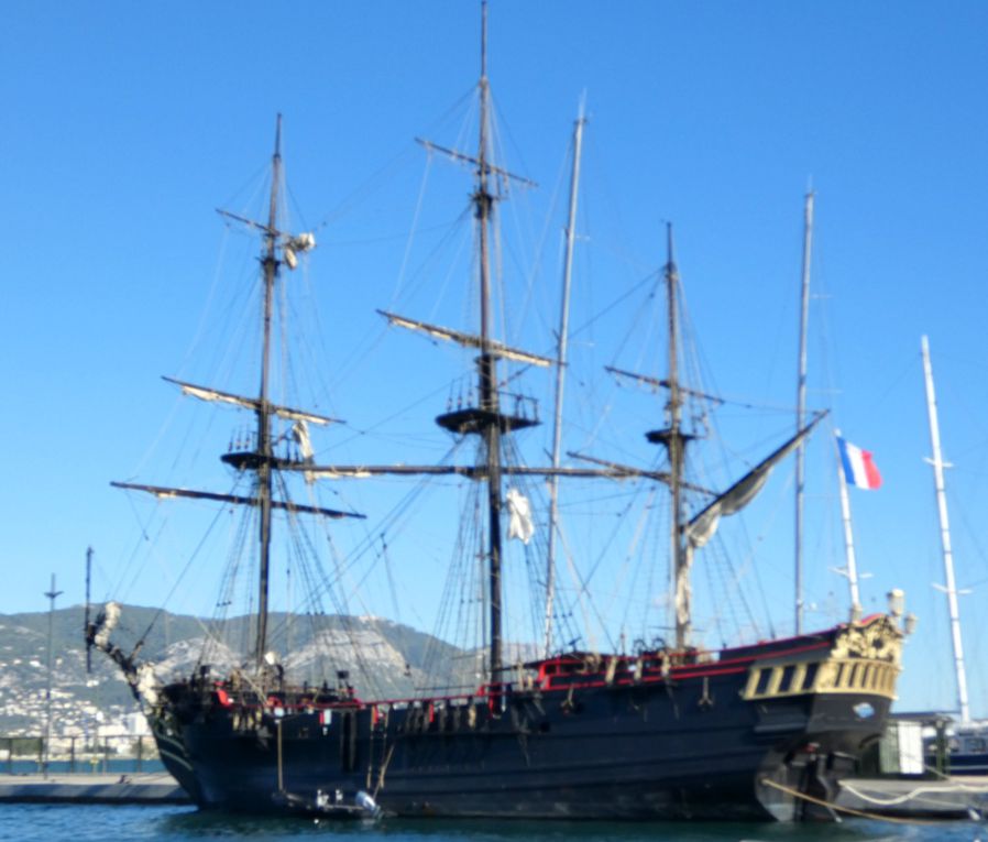 ETOILE DU ROY , a quai à la Seyne sur Mer le 05 décembre 203