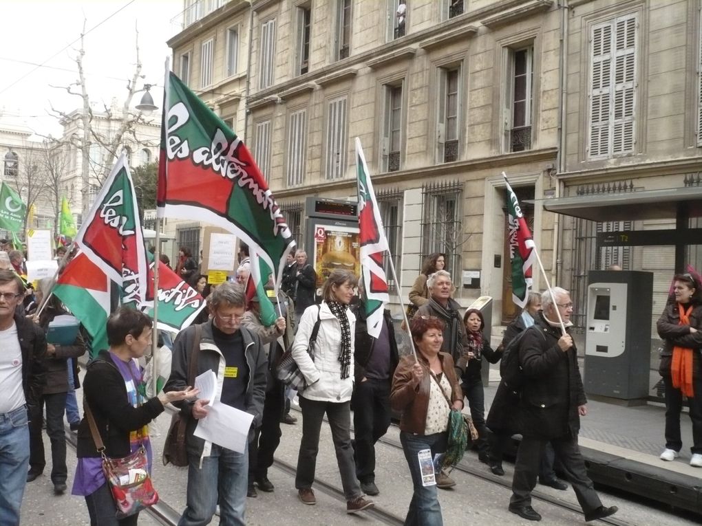 Forum Alternatif Mondial de l'Eau (FAME) tenu à Marseille du 14 au 17 mars 2012. Plus de 3 000 personnes ont participé aux différents ateliers. La manifestation du 17 mars a rasssemblé 5 000 personnes.