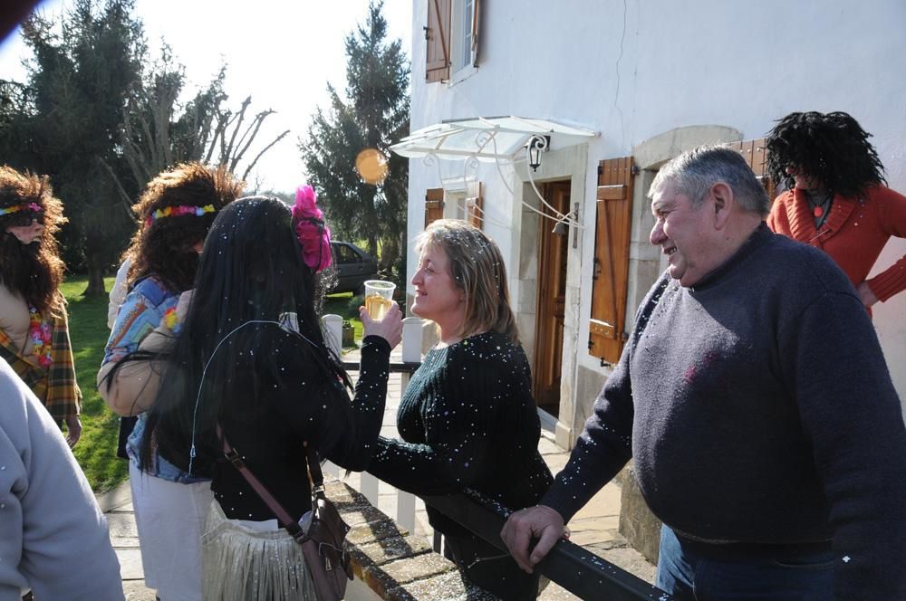 Album - CARNAVAL DE GERONCE : CORSO FLEURI, CAVALCADE ET LIESSE POPULAIRE 