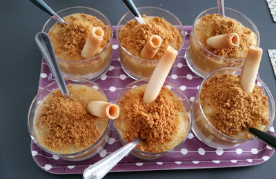 Verrine fromage blanc/compote/speculoos