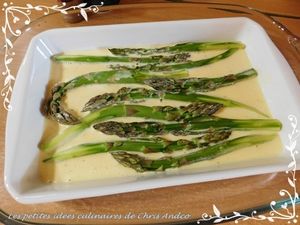 Flan léger d'asperges vertes, ail &amp; fines herbes