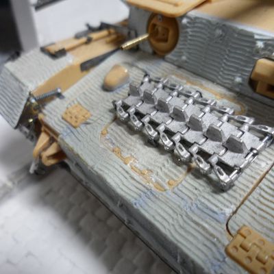 Panzer IV H tamiya montage et améliorations