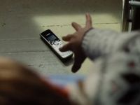 Andy climb on his bed, the phone falls on the floor and he cannot answer the call of his mother => In order to become autonomous he has to let her deal with her anxiety on her own.