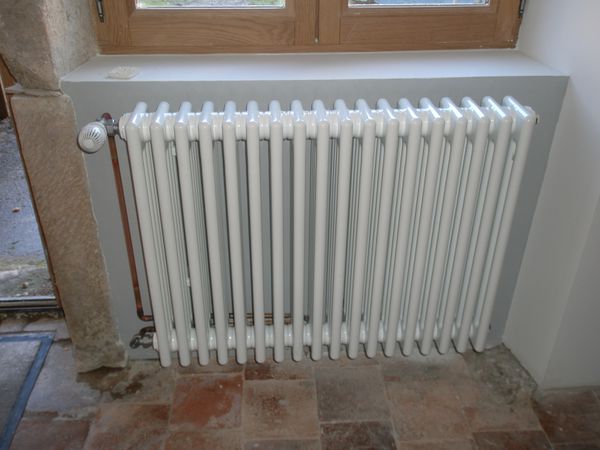 New radiator in kitchen and proof that we are reaching warm temperatures!