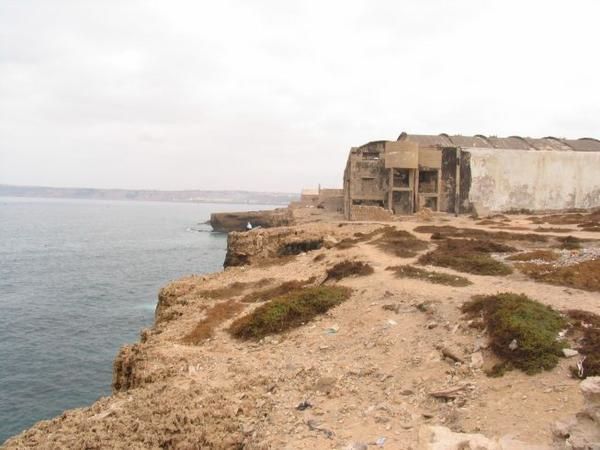 La ville industrielle (mais aussi spt de surf incontournable et très joli forteresse portugaise) de Safi. Méconnue, à tort !