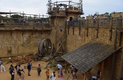 Guédelon à Treigny-Perreuse-Ste-Colombe (Yonne 89520)