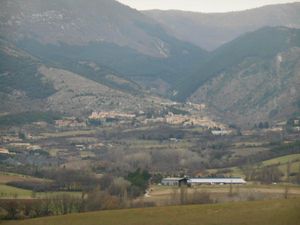 Encore des vues magnifiques et un autre village à l'écart : Montferrand-La-Fare