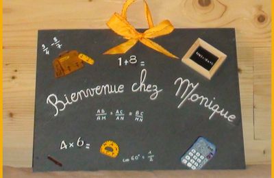 plaque en ardoise pou le départ en retraite d'une prof de maths !