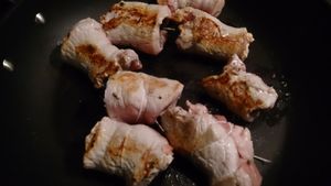 Roulés de porc aux tomates confites et parmesan