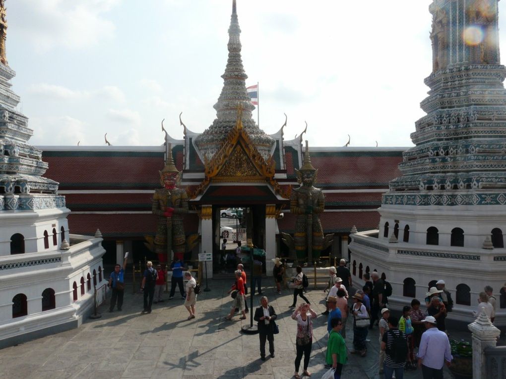 Notre voyage avec NATIONALTOURS
Rivière Kwai, Temples Kmers et Femmes Girafes