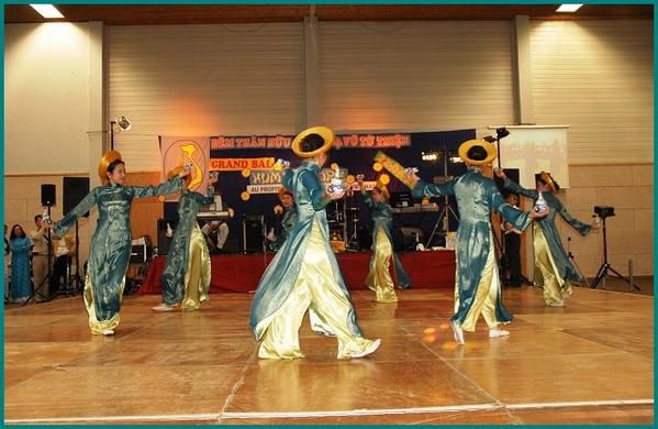 Album - grand-bal-humanitaire--torcy---22-04-2006--