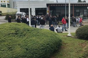 Bosch Rodez : des salariés bloquent l'entrée de l'usine