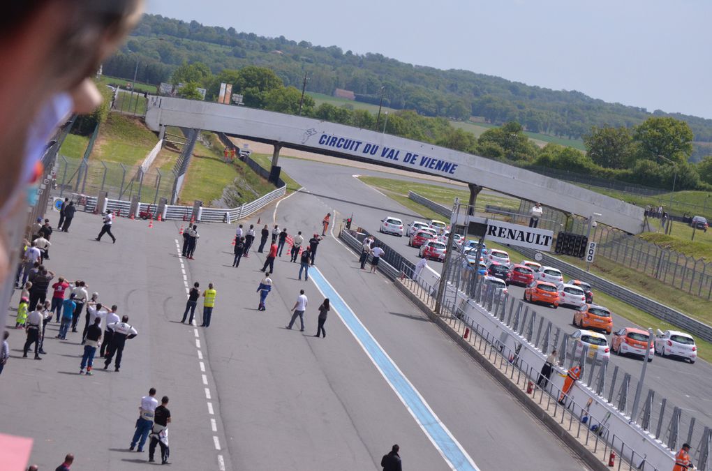 Rencontres Peugeot Sport 
Val de Vienne - 1er meeting de la saison