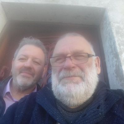 Retour des pap'ys pétanqueur devenu par la force des chose pap'y pétanqueur au singulier.
