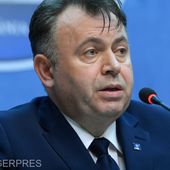 Tătaru: Dacă numărul de cazuri scade, terasele ar putea fi deschise de la 1 iunie / De când am putea merge la plajă