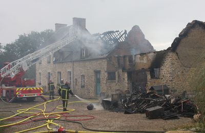 Le garage d'une habitation détruit par le feu