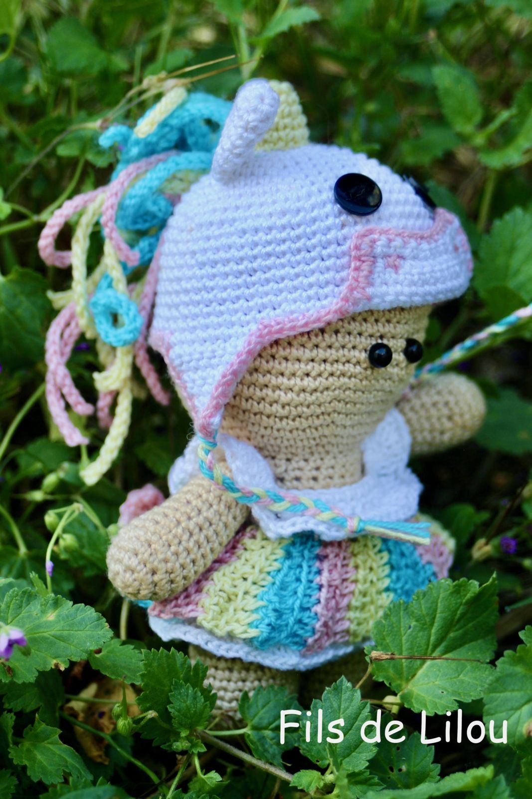 Poupée en licorne au crochet DIY modele tuto gratuit