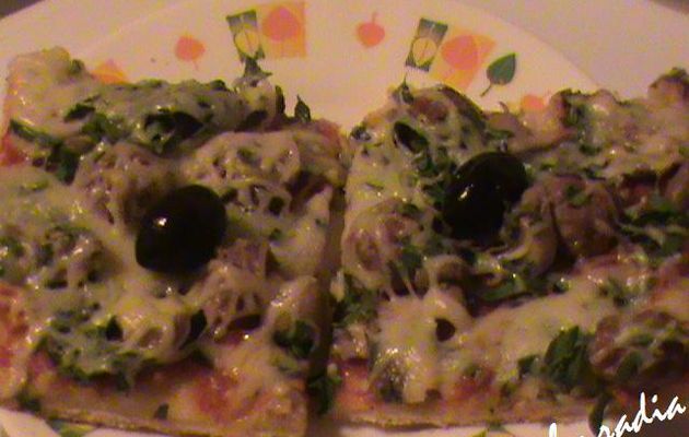 Pizza............croustillante et riche