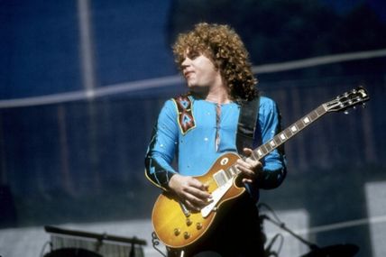 October 18th 1949, Born on this day, Gary Richrath, REO Speedwagon, (1981 US No.1 & UK No.7 single ‘Keep On Loving You’). He died on September 13, 2015.