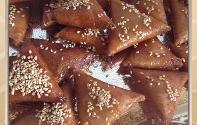 Briouates aux amandes