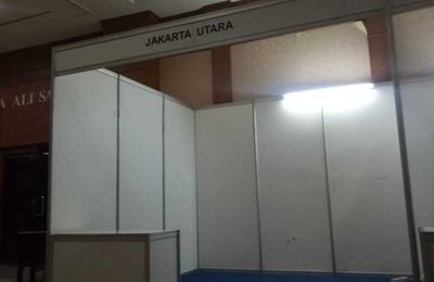 Stand R8, Sewa Stand R8 Murah