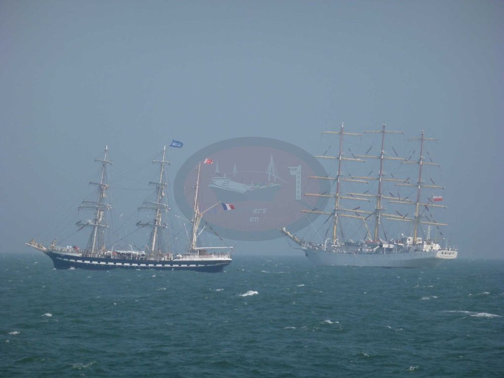 Voici les dix jours durant lesquels nous avons navigué vers Rouen et son Armada. Faisant route plus vite que prévu, nous passerons une demi journée devant l'Ile de Wight et une autre à l'ancre, à l'entrée de la Seine.