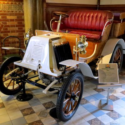 Renault Frères, tonneau 4 places 1901