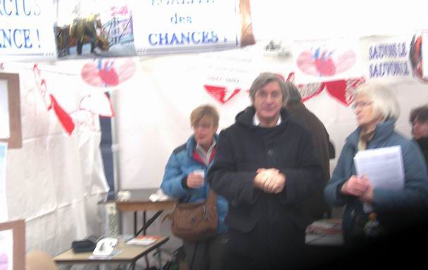 Stand de la foire aux oignons de Mantes-la-Jolie le 22 novembre